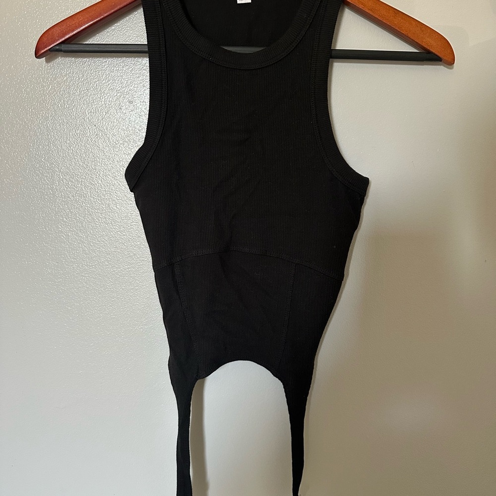 Black Sleeveless Top
